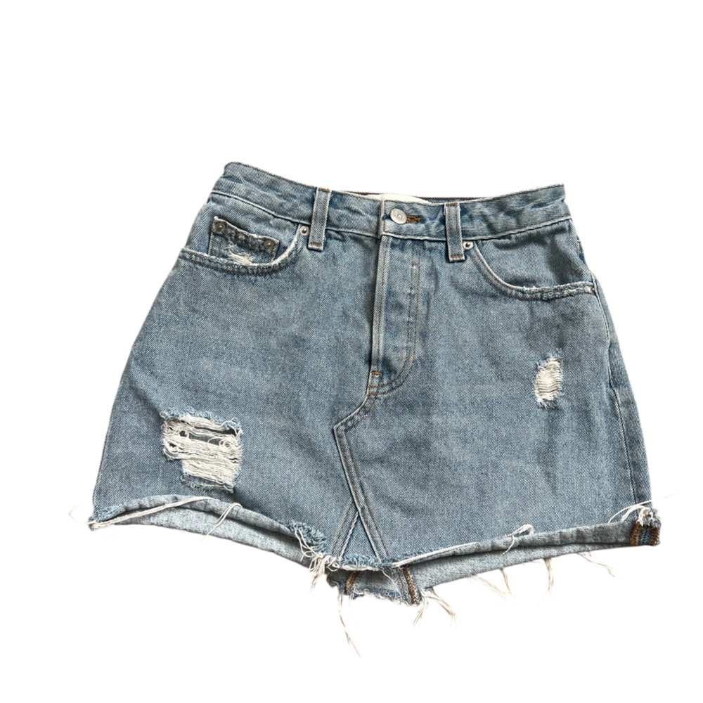 Reformation Retooled Skirt in Salton